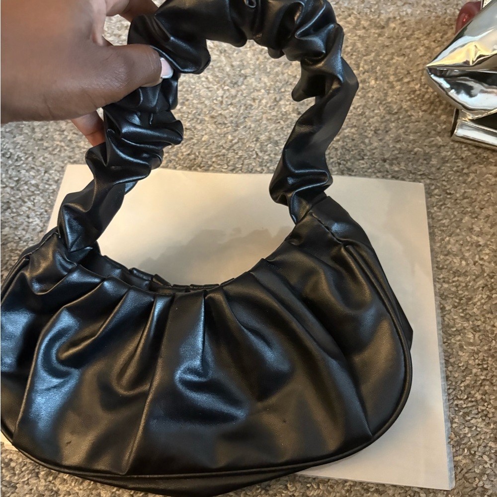 Elegant Black Ruched Shoulder Bag